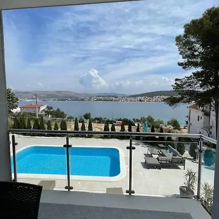 Seaesta Holidays Nika Appartement Trogir