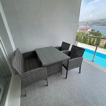 Lägenhet Seaesta Holidays Nika Trogir